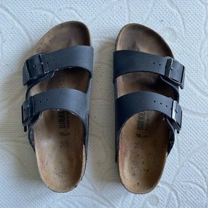 black birkenstocks